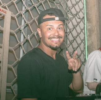 DJ Alguzto